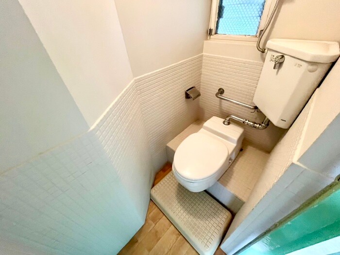 物件内観写真3　(トイレ)