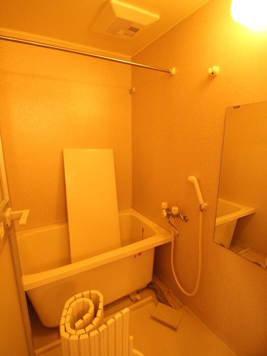 物件内観写真12　(バス／シャワールーム等)