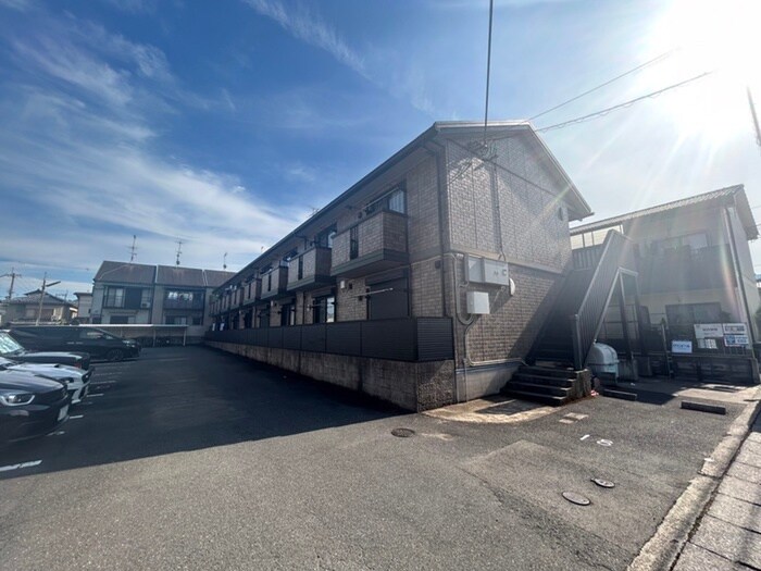 物件外観写真6　(駐輪場)