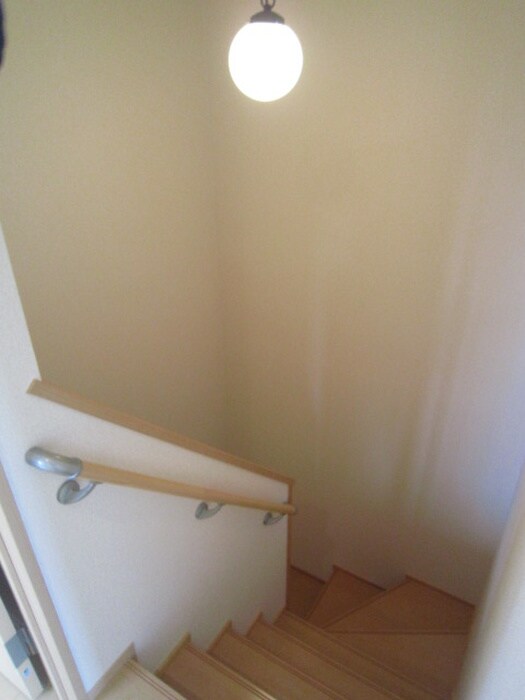 物件内観写真17　(廊下)