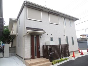 南清水戸建貸家C棟外観写真