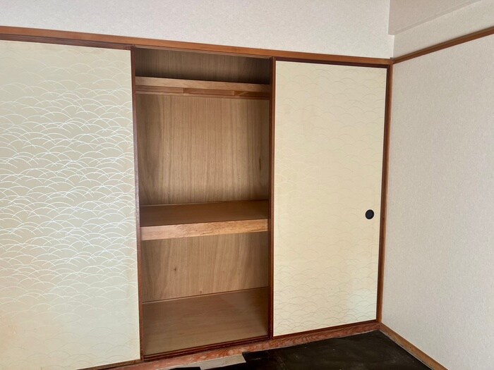 物件内観写真10　(収納)