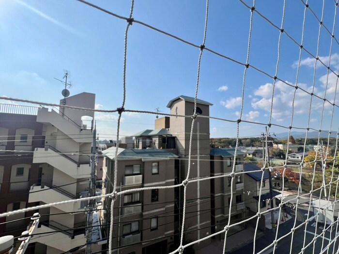 物件内観写真21　(室内からの展望)