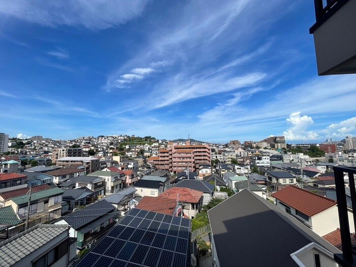 物件内観写真22　(室内からの展望)