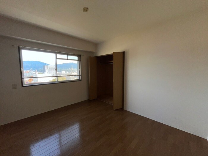 物件内観写真13　(居室)