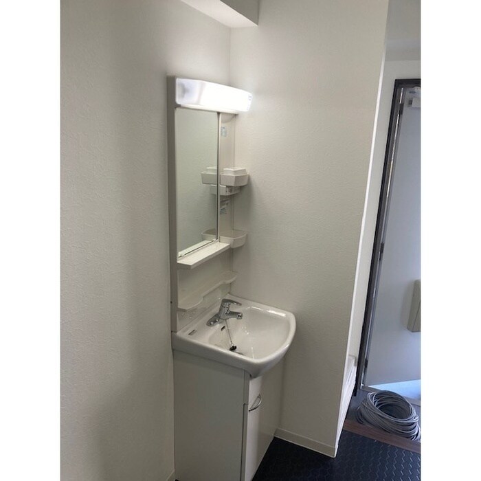 物件内観写真12　(洗面)