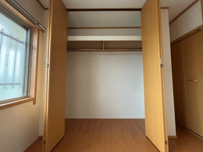 物件内観写真5　(収納)