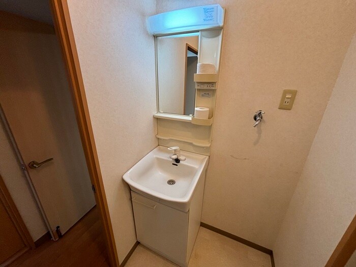 物件内観写真7　(洗面)
