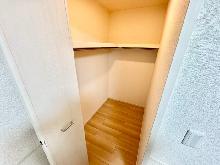 物件内観写真20　(収納)