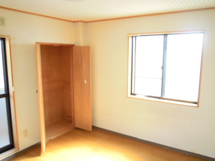 物件内観写真5　(居室)