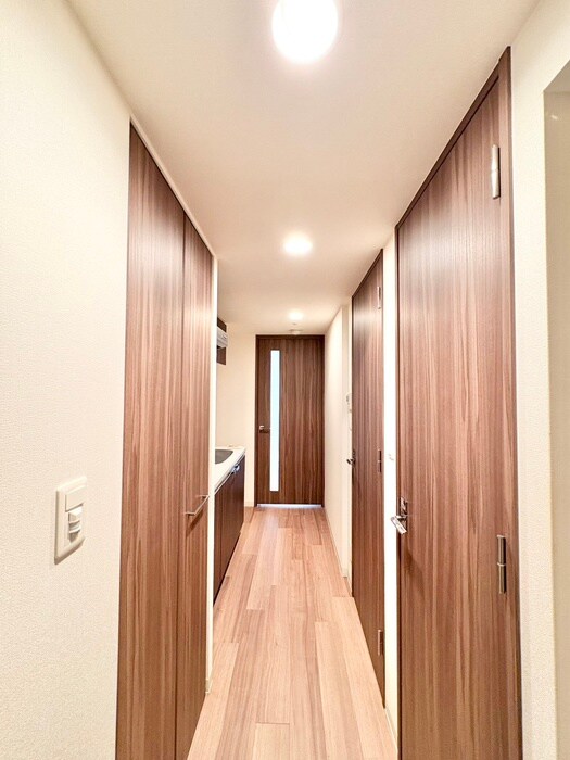 物件内観写真15　(廊下)
