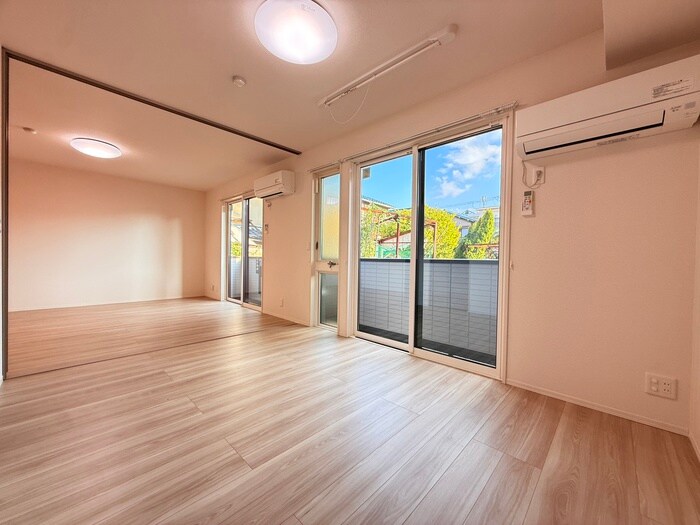 物件内観写真13　(居室)