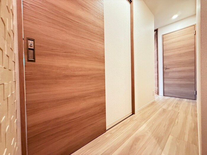 物件内観写真15　(廊下)