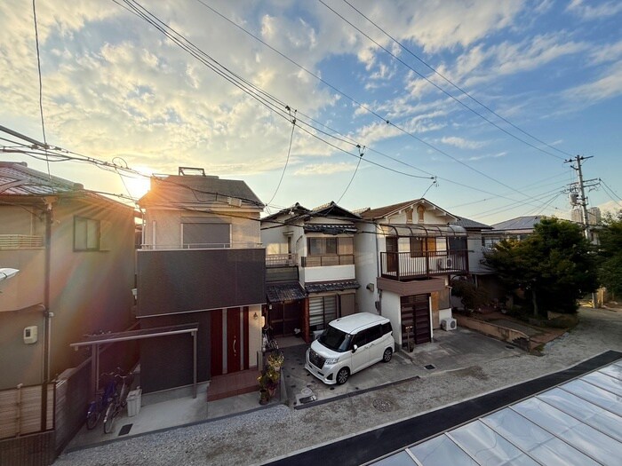 物件内観写真21　(室内からの展望)