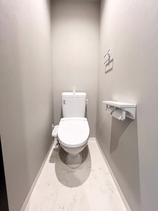 物件内観写真14　(トイレ)