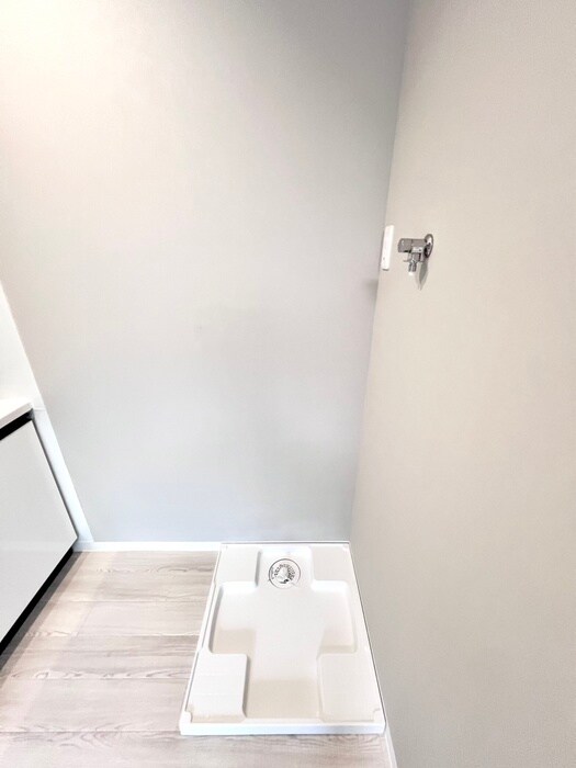 物件内観写真15　(洗濯機置場)