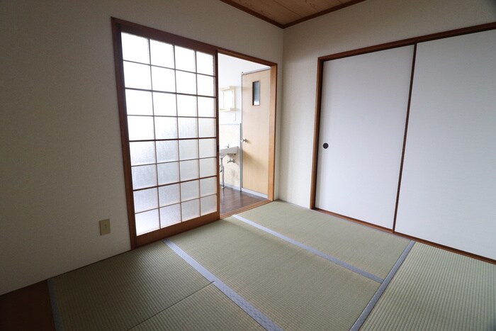 物件内観写真8　(居室)