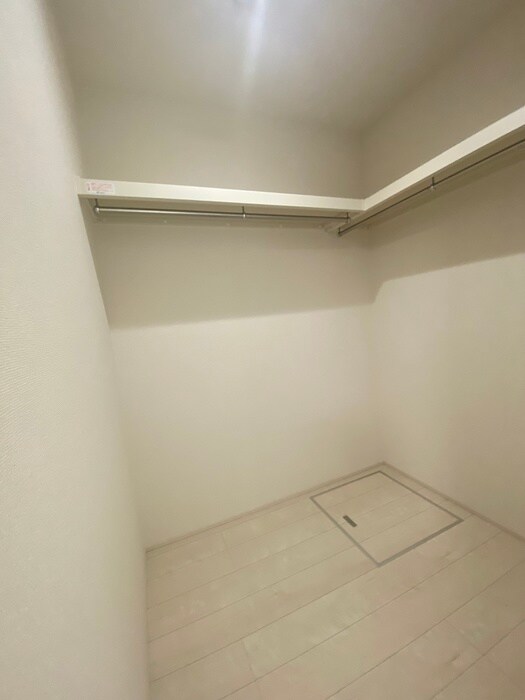 物件内観写真9　(収納)