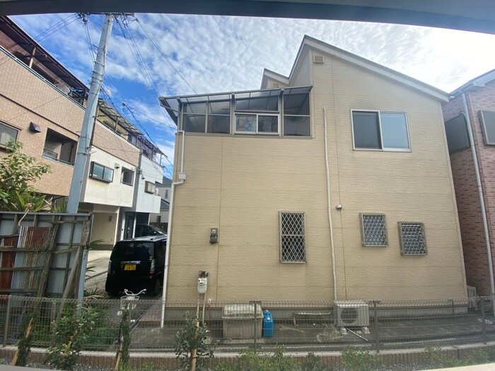 物件内観写真12　(室内からの展望)