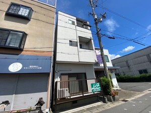 ハイツ千足外観写真