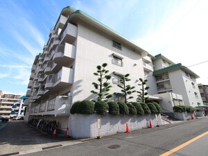 桃山台マンション（402）外観写真