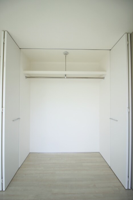物件内観写真18　(収納)