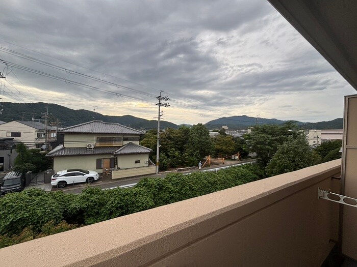 物件内観写真16　(室内からの展望)