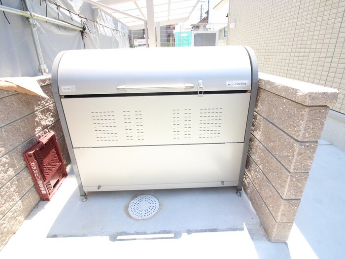 物件外観写真4　(建物設備)