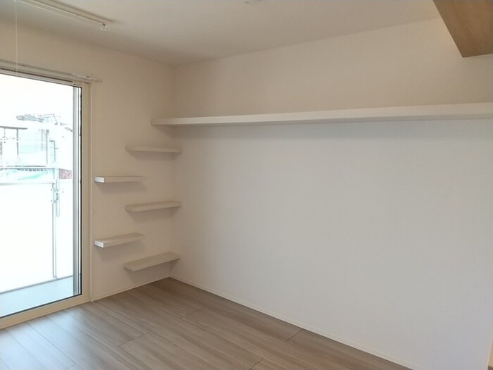 物件内観写真13　(居室)