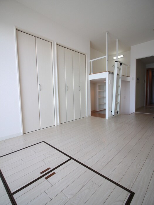 物件内観写真15　(居室)