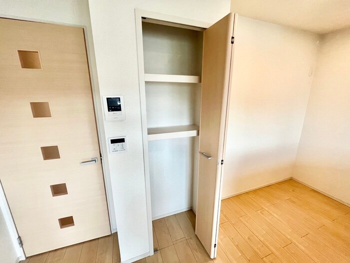 物件内観写真9　(収納)