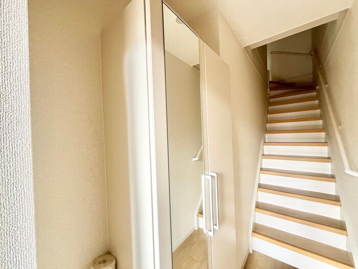 物件内観写真18　(靴箱)