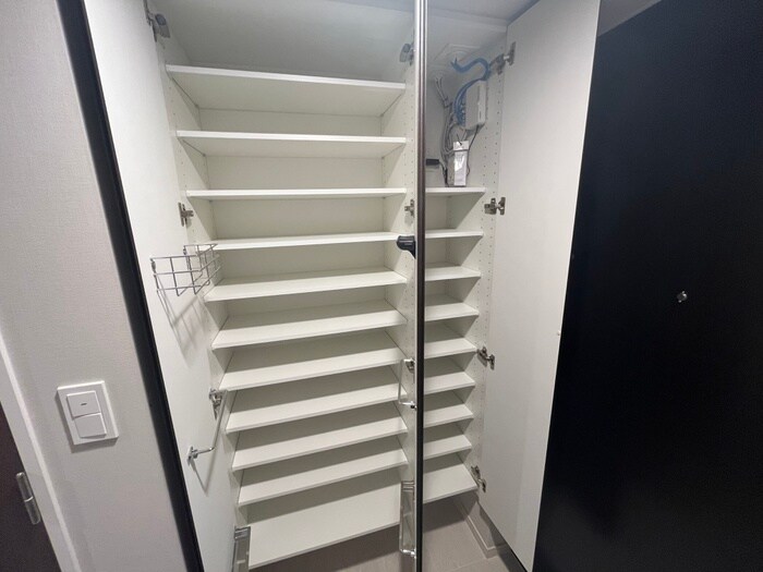 物件内観写真13　(靴箱)