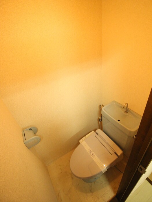 物件内観写真11　(トイレ)