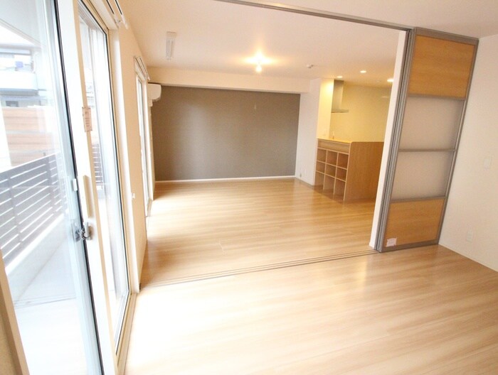 物件内観写真8　(居室)