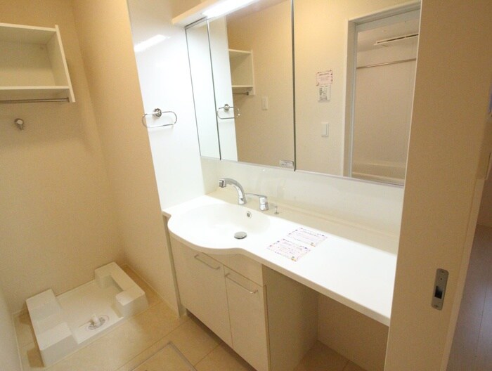 物件内観写真14　(洗面)