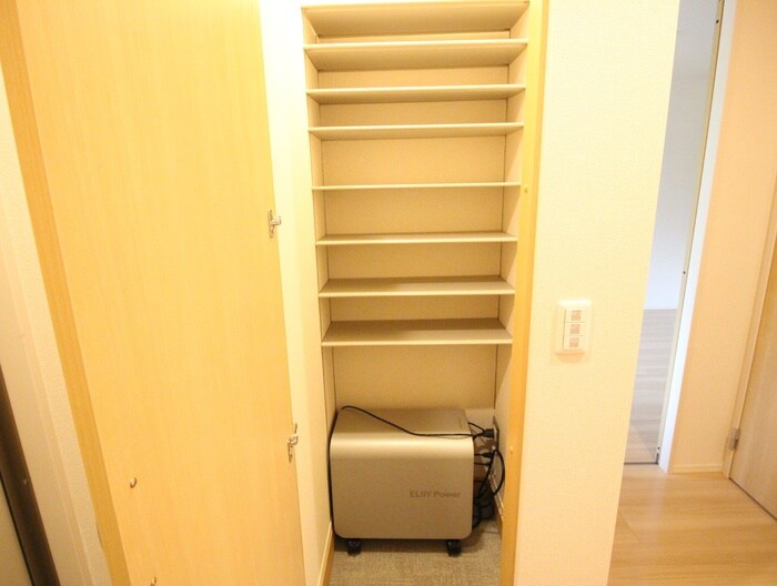 物件内観写真15　(靴箱)
