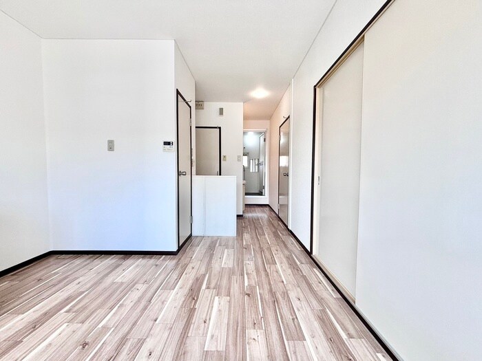 物件内観写真12　(居室)