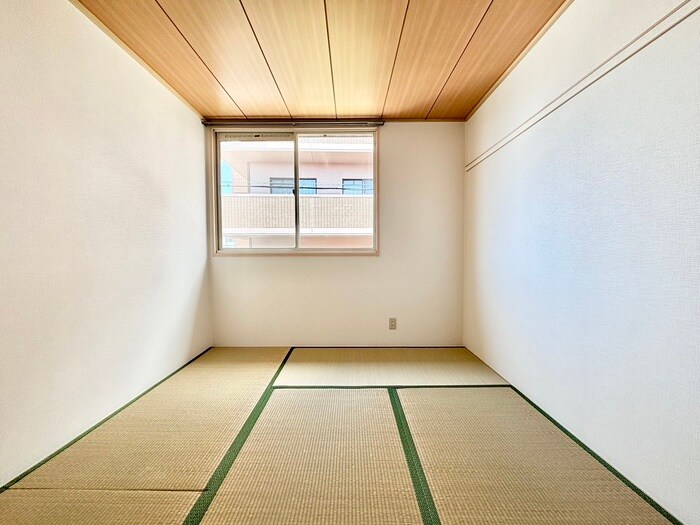 物件内観写真14　(居室)