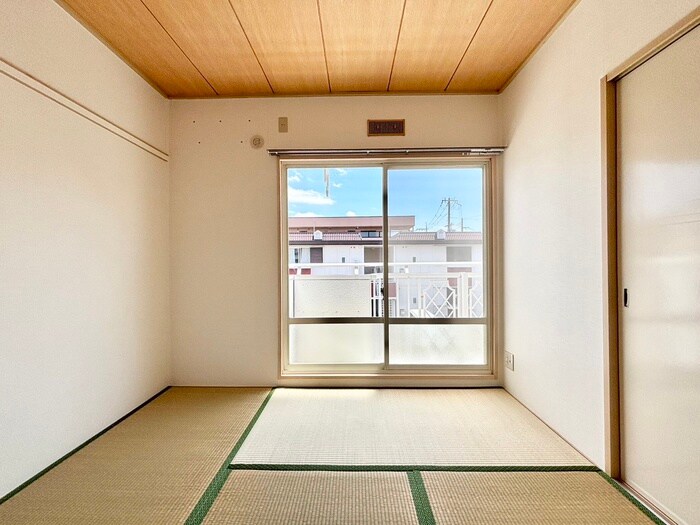 物件内観写真16　(居室)