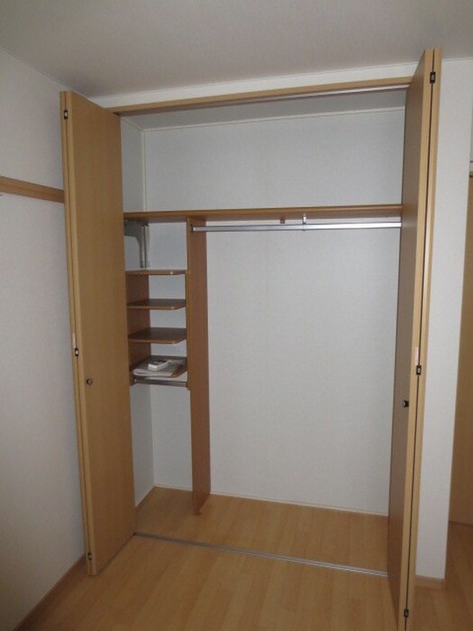 物件内観写真16　(収納)