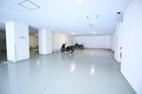 バイク置き場
