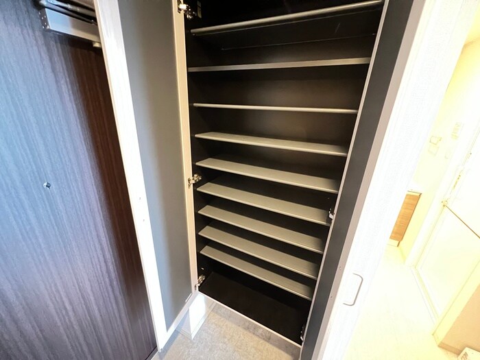 物件内観写真19　(靴箱)