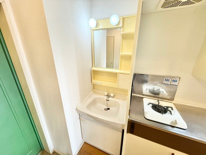 物件内観写真14　(洗面)