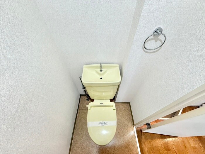 物件内観写真14　(トイレ)