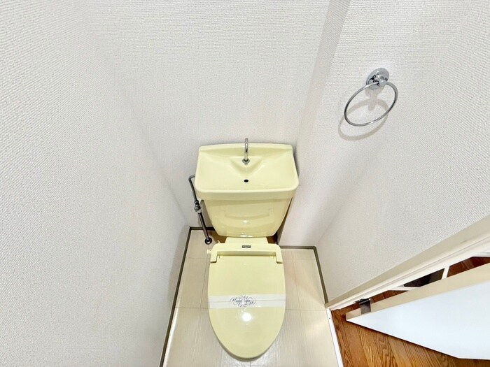 物件内観写真15　(トイレ)