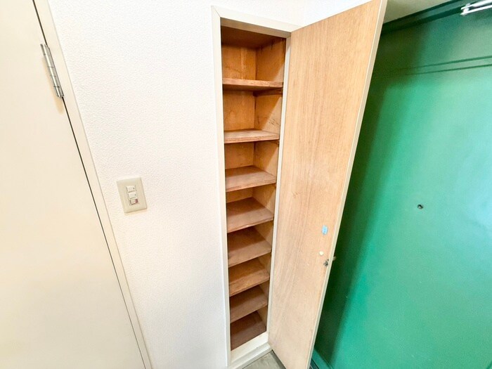 物件内観写真17　(靴箱)