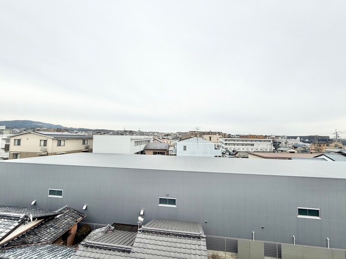 物件内観写真22　(室内からの展望)