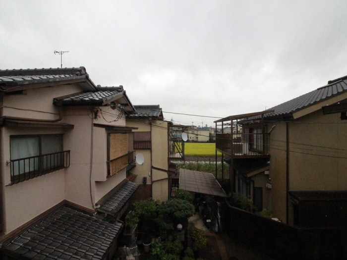 物件内観写真20　(室内からの展望)