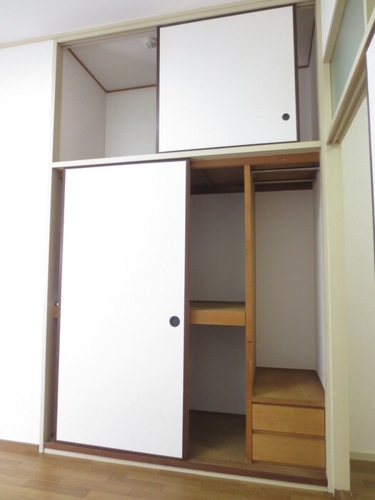 物件内観写真10　(収納)